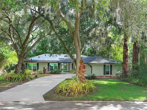 411 Valencia Cir, Oviedo, FL 32765