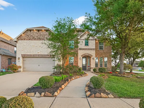 422 Honeysuckle Vine Dr, Rosenberg, TX 77469