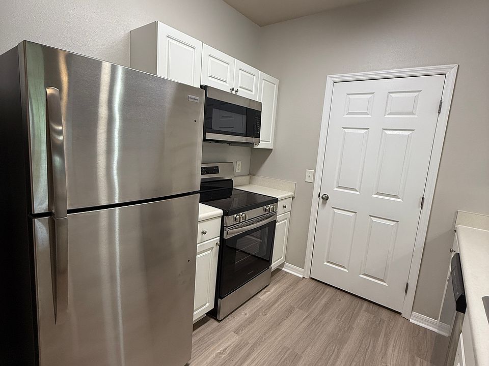 1st image of 1610 Raena Dr Unit 210