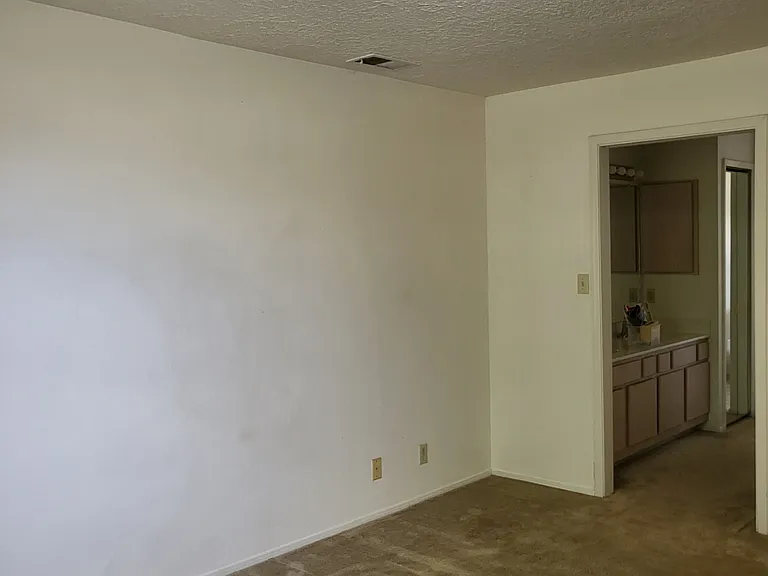 827 Country Club Dr SE #2A — Photo 20