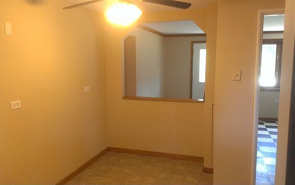 3rd image of 729 E Grand Lake Blvd