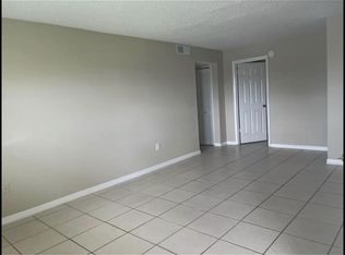 832 Sky Lake Cir APT C, Orlando, FL 32809