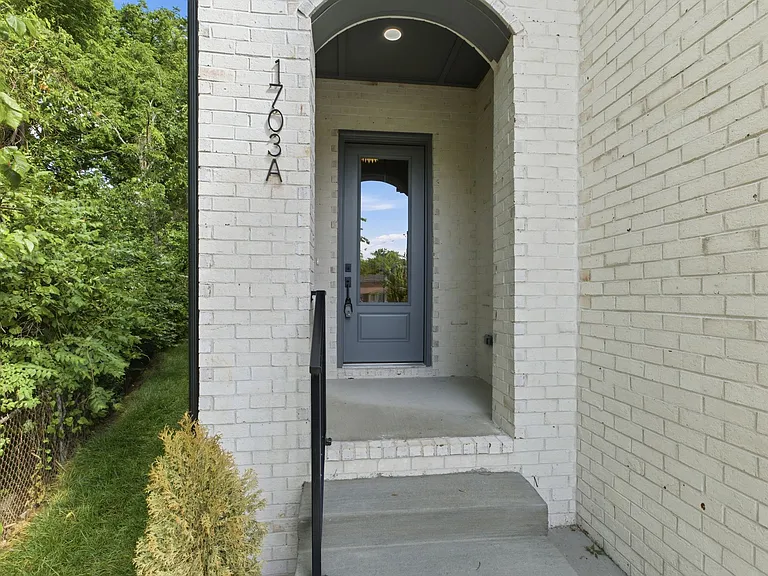 1703A Jeans Ct — Photo 2