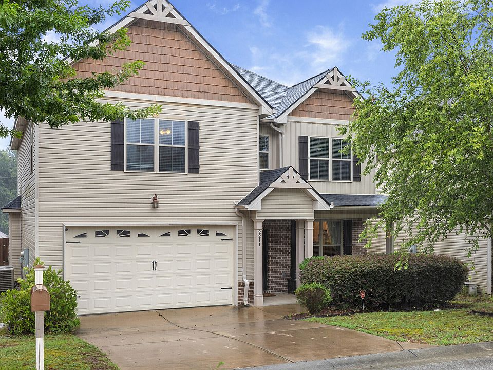 1st image of 2211 Plum Dr