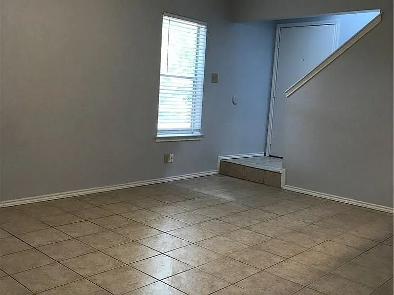 5908 Parkwood Dr #A — Photo 15