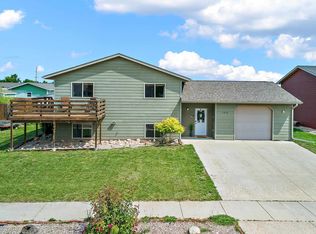 1918 Rain Drop Cir, Spearfish, SD 57783
