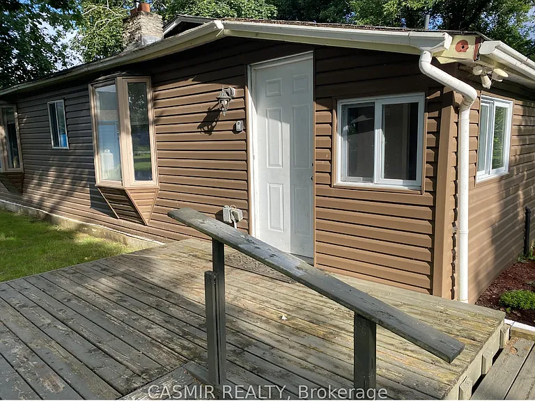 207 McGuire Beach Rd — Photo 1