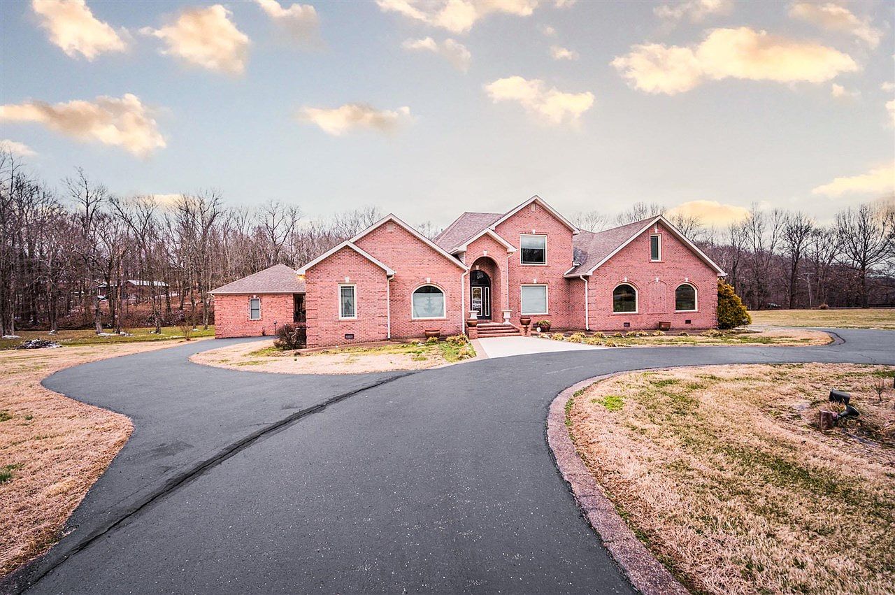 103 Tanglewood Dr, Glasgow, KY 42141 Zillow