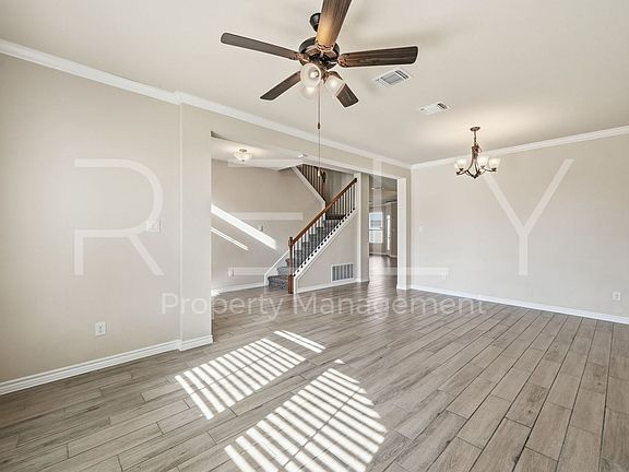 5th image of 2512 Arno St