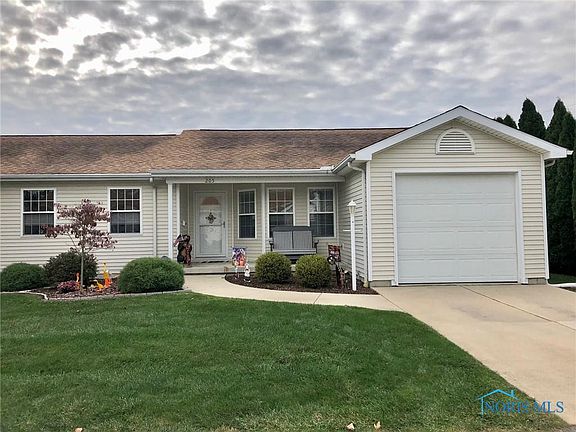 2nd image of 205 Rose Dr #3