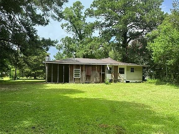3rd image of 18 K Deville Rd