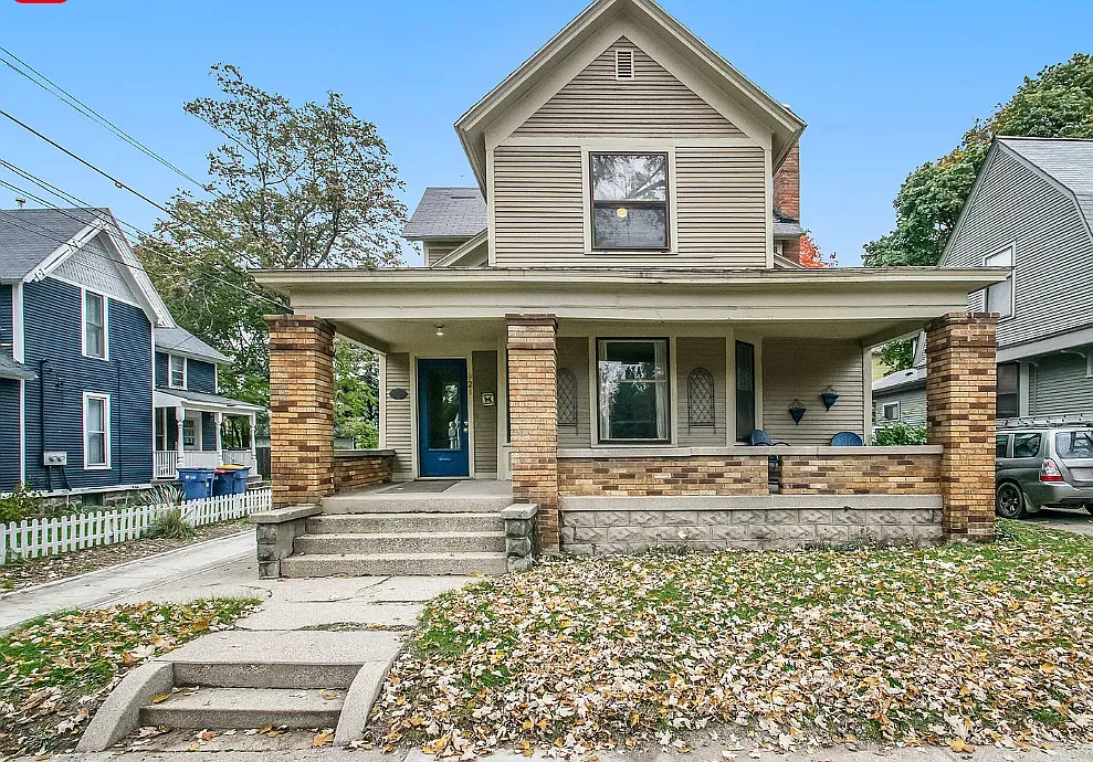 921 Fairmount St SE (Sonal) - 1 — Photo 1