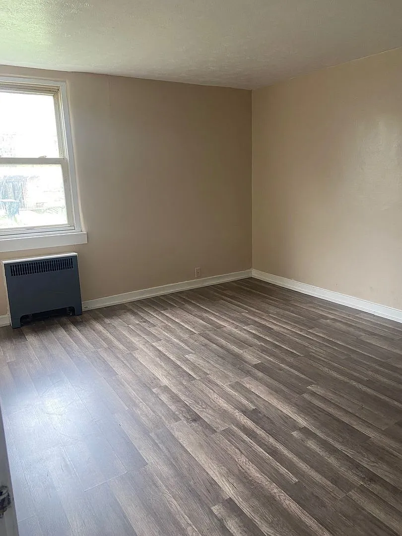 110 Blymyer — Photo 3