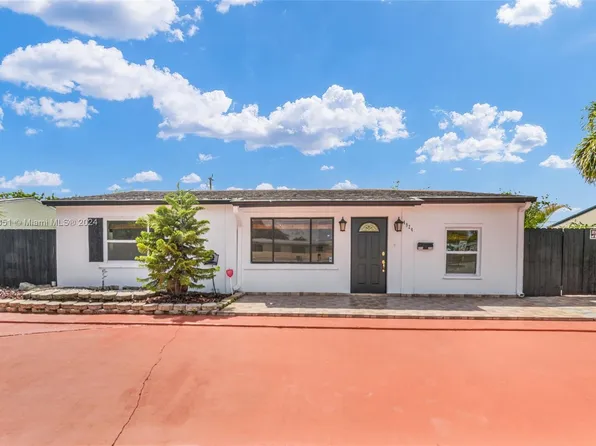 4924 SW 12th St, Pompano Beach, FL 33317