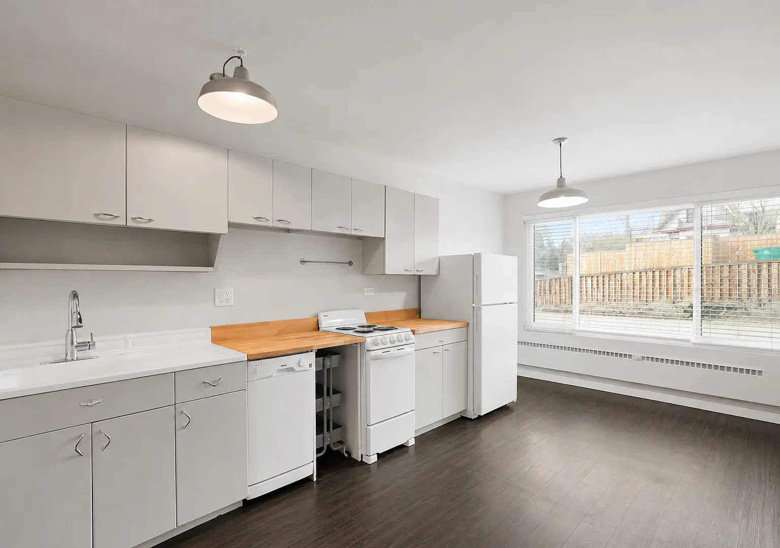 Boutique Living Steps from Highlands Square — Photo 1