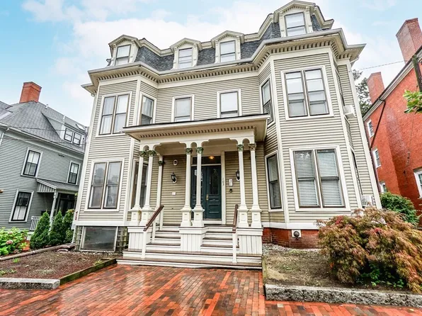 101 State St APT 1, Newburyport, MA 01950