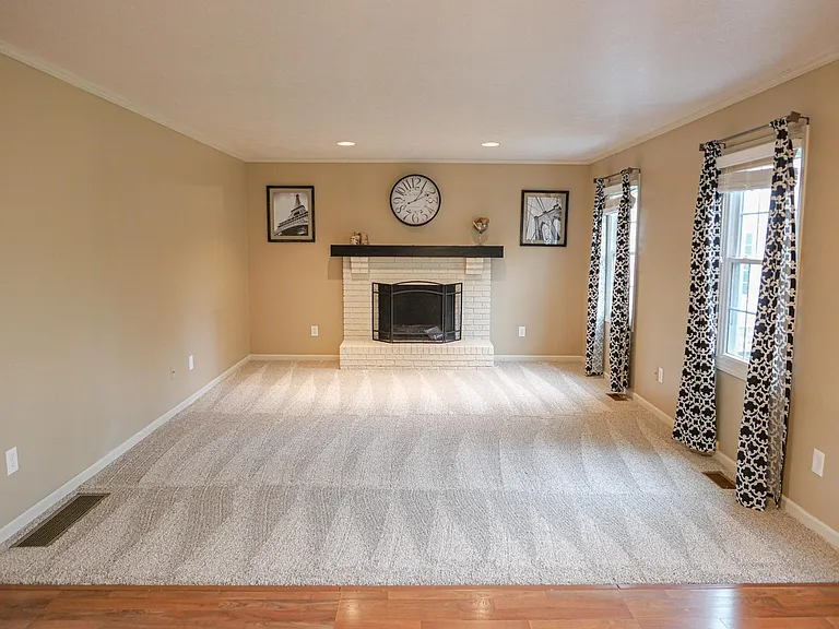 5346 Park Dr — Photo 20