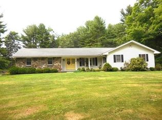11 Depot St, Belchertown, MA 01007