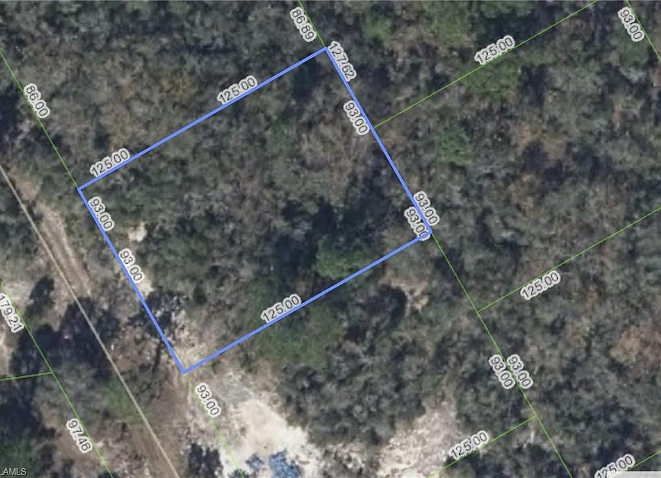 2nd image of 297 Blue Horizon DR