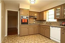 4th image of 5027 Indigo St