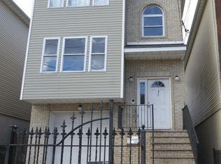 277 S 19th St, Newark, NJ 07103