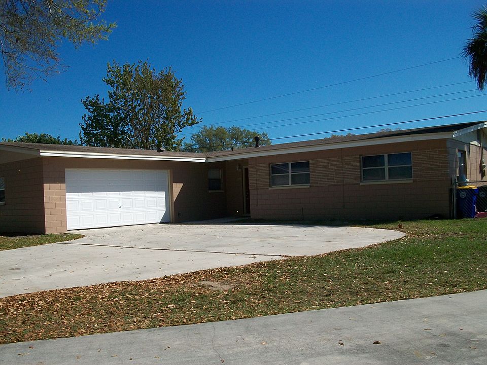 1st image of 1374 Estridge Dr