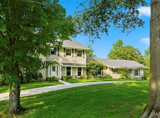 17141 Chaise Ridge Rd, Chesterfield, MO 63005