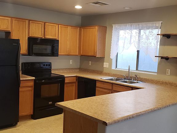 3rd image of 3010 S 72nd Ln
