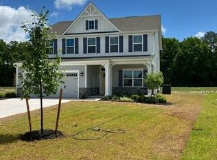 609 Miriam Dr E, Moyock, NC 27958