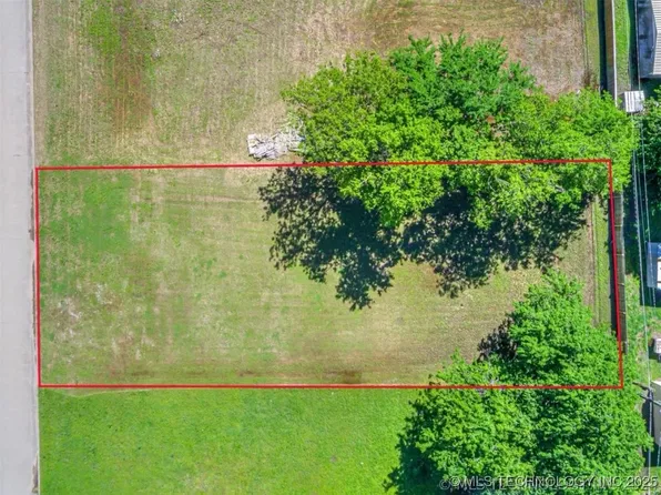 556 E Ute St, Tulsa, OK 74106