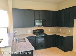 2212 Creekside Ln APT B, Georgetown, TX 78626