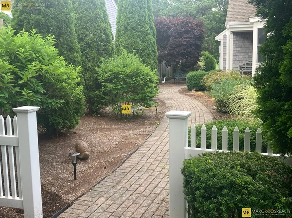 15 Dillingham Way Unit 15, Plymouth, MA 02360