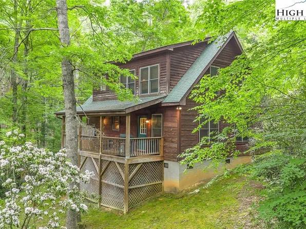 247 Peggy Avenue, Fleetwood, NC 28626