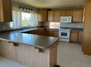 61081 Columbia River Hwy, Saint Helens, OR