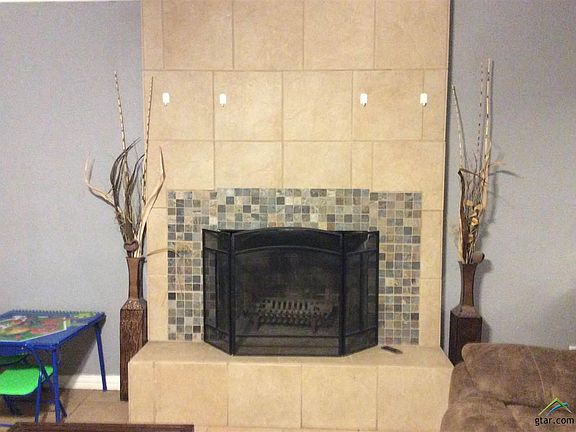 5th image of 11464 Lori Ln