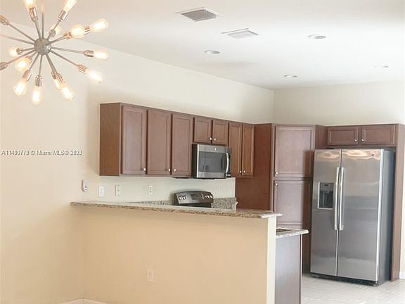 4th image of 9320 SW 171st Ct #9320