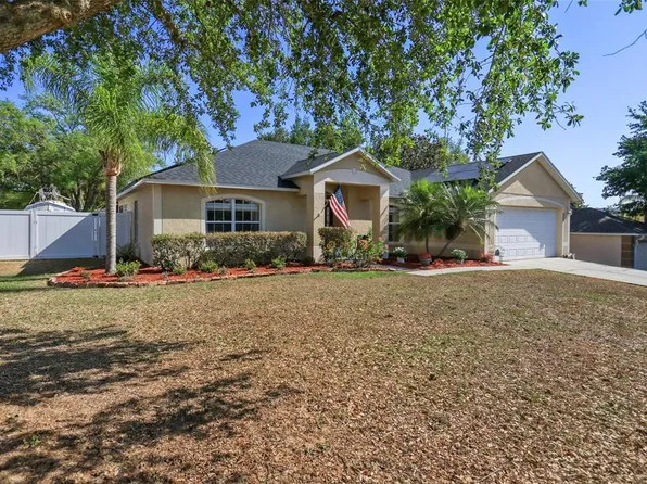 149 Southern Breeze Dr, Minneola, FL 34715