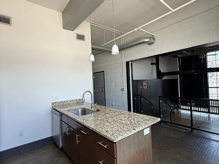 Fording Flats - All Utilities Included — Photo 28