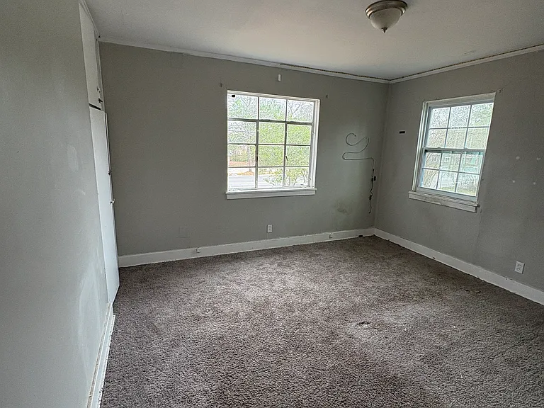 3963 S Court St — Photo 9