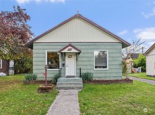 512 W Pear St, Centralia, WA