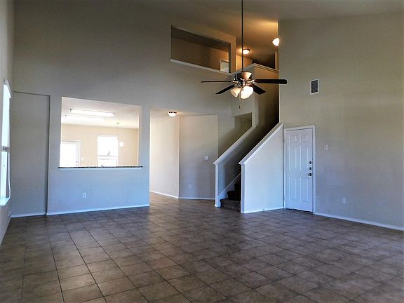 3rd image of 5414 Laustin Ln