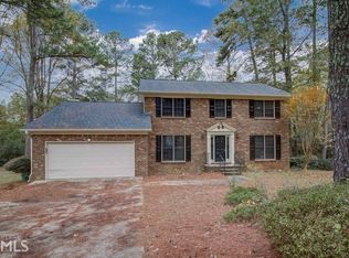634 Royal Abbey Dr, Stone Mountain, GA 30088