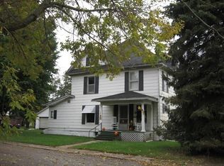 225 N B St, Packwood, IA 52580