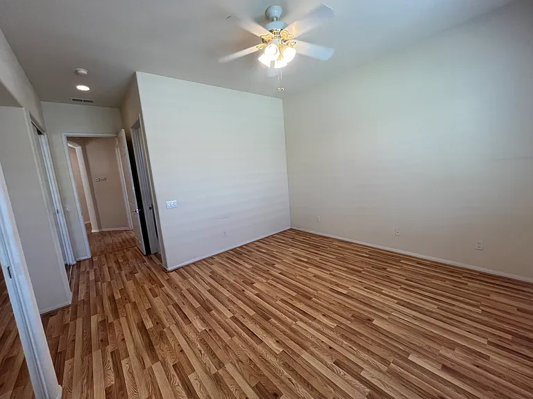 525 Brooklawn Dr — Photo 36