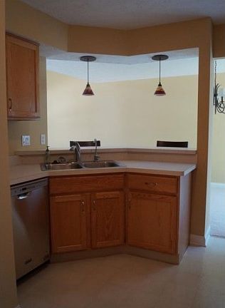 5th image of 5132 Atterbury Ln