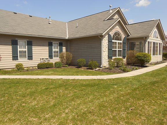 3rd image of 1368 Cascade Dr