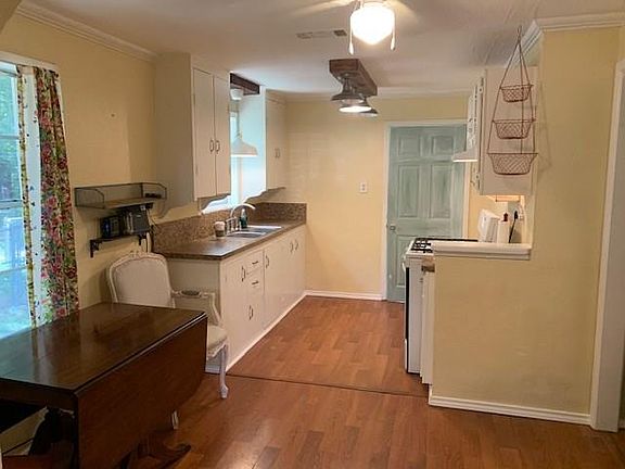 5th image of 721 Kimbrough St