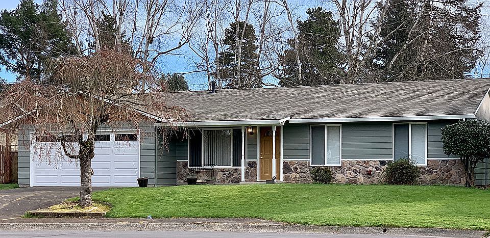 2nd image of 3630 SE Harlow Ct