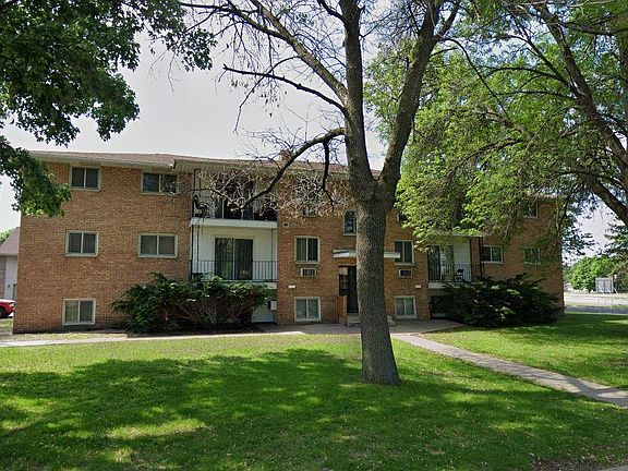5th image of 350 75th Ave NE #9