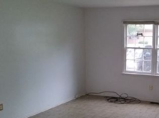 1108 Upchurch St, Raleigh, NC 27610